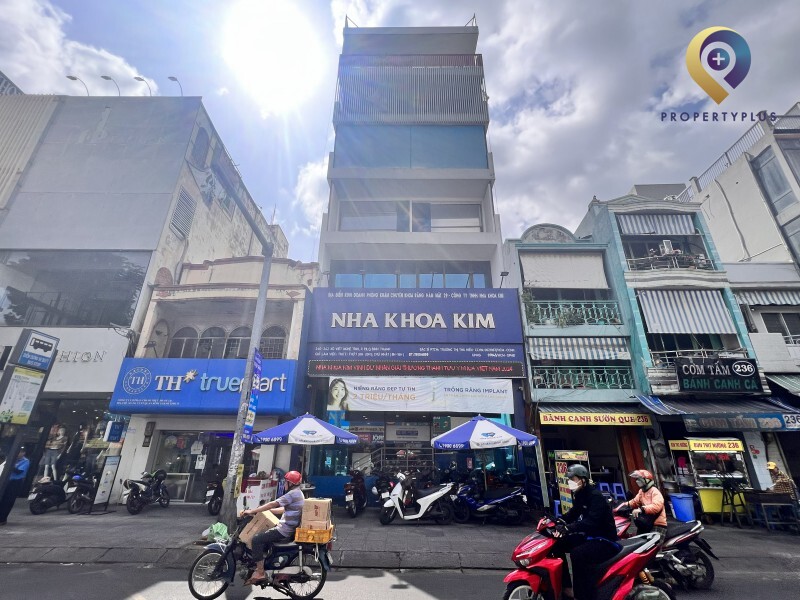 240 XVNT Building